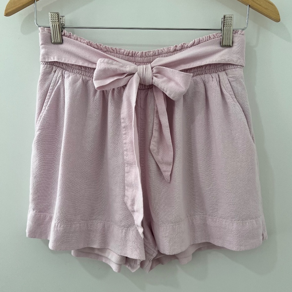 American Eagle Tie-Waist Shorts, Size M, in Lavender/Pale Pink